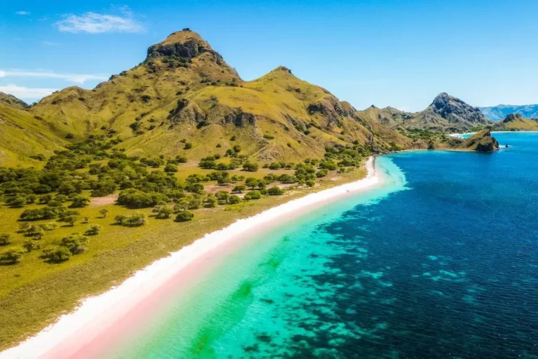 pantai Indonesia terbaik dunia